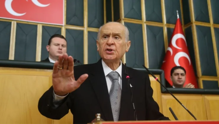 Bahçeli’den çok konuşulacak çıkış: Davutoğlu bana başbakanlık teklif etti