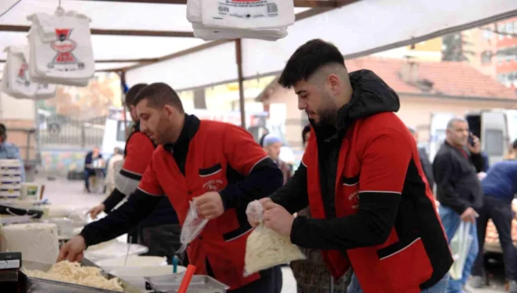 Konya’da Milli Kick Boksçu Ebubekir Yıldız Dünya Şampiyonluğu İçin Hedef Belirledi