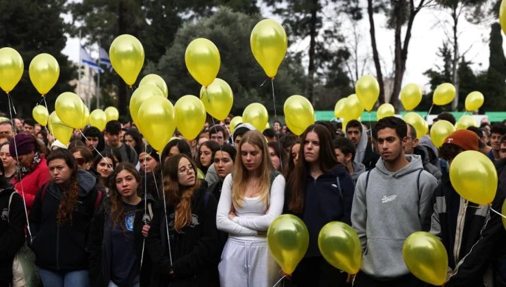 Tel Aviv’de Rehinelerin Aileleri Protesto Gösterisi Başlattı, Gazze’de Can Kaybı 24 Bine Yaklaştı
