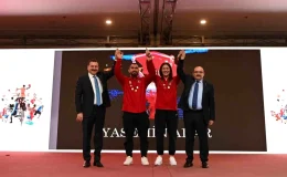 Balıkesir Büyükşehir Belediye Başkanı Yücel Yılmaz, amatör spor kulüplerine destek verdi