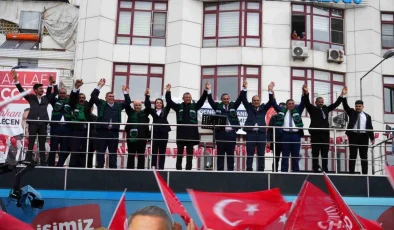 CHP Genel Başkanı Özgür Özel: Kilis’te AK Parti ile kafa kafaya yarışıyoruz