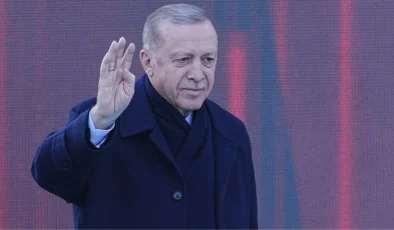 Cumhurbaşkanı Erdoğan, Fatih Erbakan’a yine sert çıktı: Paçamıza yapışmış