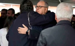 Fenerbahçe’nin ve A Milli Kadın Voleybol Takımı’nın kaptanı Eda Erdem Dündar’ın heykeli açıldı