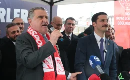 Gençlik ve Spor Bakanı Osman Aşkın Bak, Bolu Atatürk Stadyumu’nu yenileyeceklerini belirtti