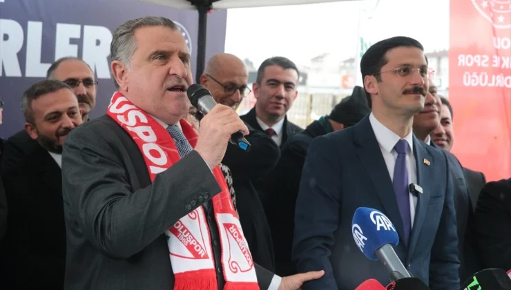 Gençlik ve Spor Bakanı Osman Aşkın Bak, Bolu Atatürk Stadyumu’nu yenileyeceklerini belirtti