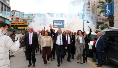 İYİ Parti Kdz. Ereğli Belediye Başkan Adayı Murat Sesli’nin Seçim Bürosu Açılışına Binlerce Kişi Katıldı