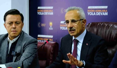 Ulaştırma ve Altyapı Bakanı Abdulkadir Uraloğlu, Eskişehir’e ziyaret gerçekleştirdi