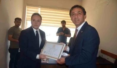 Yeniden Refah Partisi’nden Selendi Belediye Başkanı Murat Daban Göreve Başladı