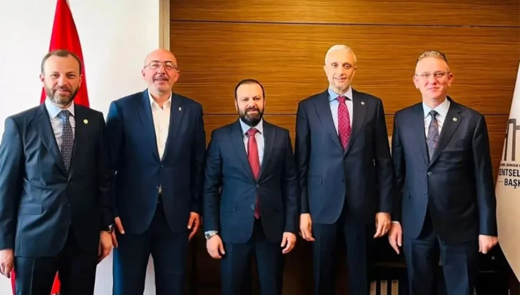 AK Parti Kütahya İl Başkanı ve Milletvekilleri, Kentsel Dönüşüm Taleplerini İletti