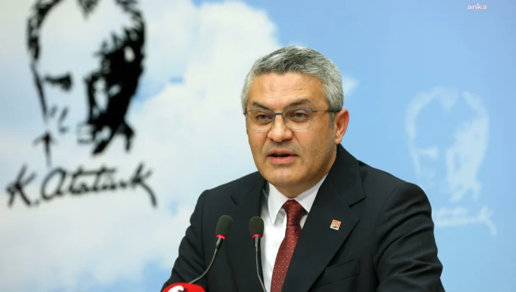 (ANKARA)- CHP İstanbul Milletvekili Oğuz Kaan Salıcı, yasa dışı yollarla yurt dışına kaçırılan 8 bin tarihi eserin akıbetini sordu.