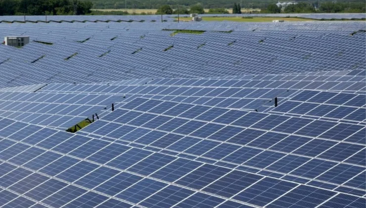 Çin’in Yeşil Enerji Hamlesi Küresel Yeşil Dönüşümü Hızlandırıyor