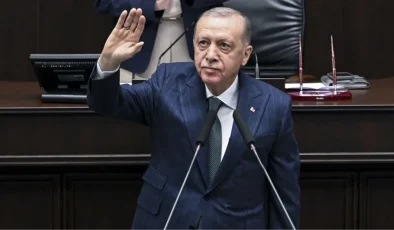 Kumpas iddialarına ne diyecek? Cumhurbaşkanı Erdoğan’ın merakla beklenen konuşması başladı