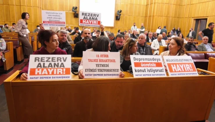 Tülay Hatimoğulları: “İrademizi Hiçbir Yerde Gasp Etmelerine İzin Vermeyeceğiz. Belediyelerimizi Sonuna Kadar Savunacağız”