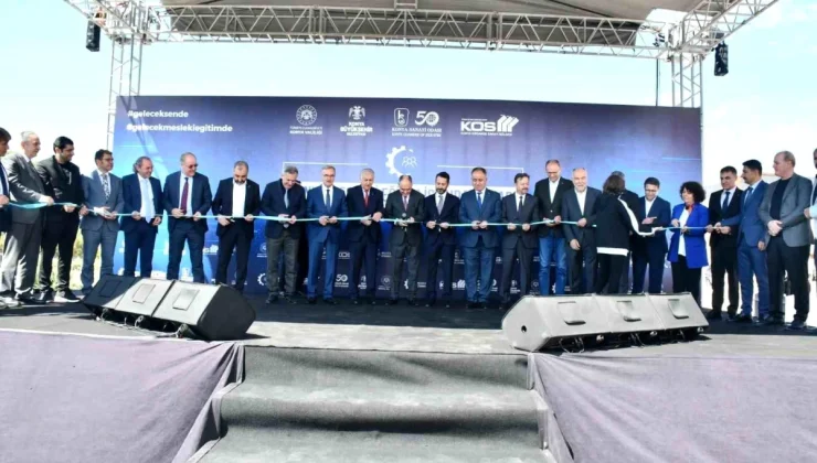 Türkiye’nin ilk Mesleki Eğitim Odaklı İstihdam Fuarı açıldı