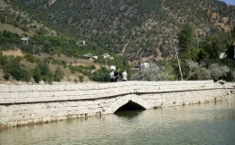 Gümüşhane’de Tarihi Köprü Sular Altında Kalıyor