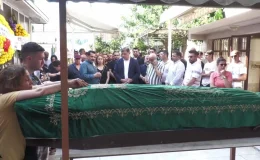 İzmir’de sağanak sırasında elektrik akımına kapılan gençlerin cenazesi toprağa verildi