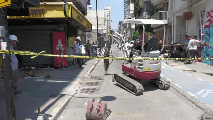 İzmir’de sağanak yağış sonrası elektrik akımına kapılan iki kişi hayatını kaybetti