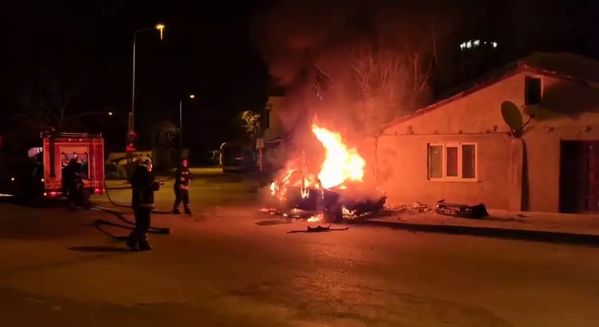 Edirne’de Trafik Kazası: 4 Kişi Yanarak Hayatını Kaybetti